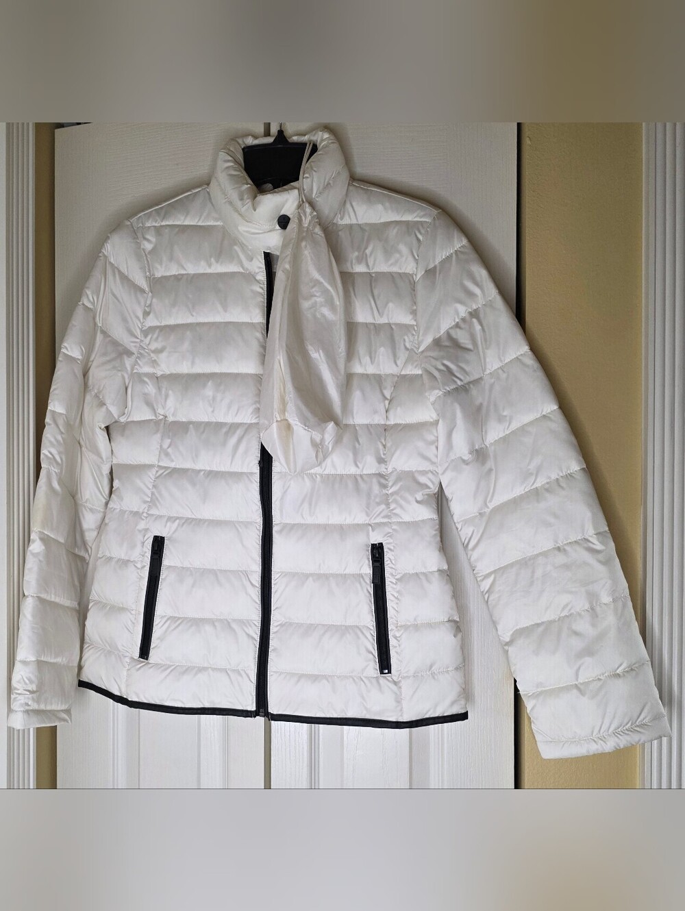 Kenneth Cole Women's White Puffer Jacket Pockets Size Small